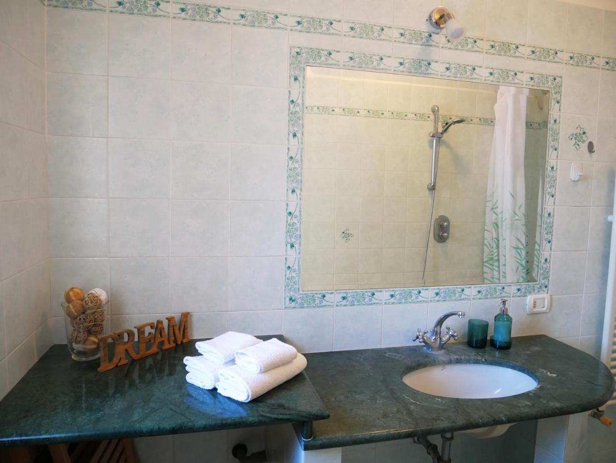 Olindo Apartment E Cristina Apartments Vico Equense Eksteriør bilde